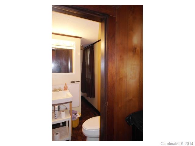 16 Central Ave, Granite Falls, NC 28630 photo 5