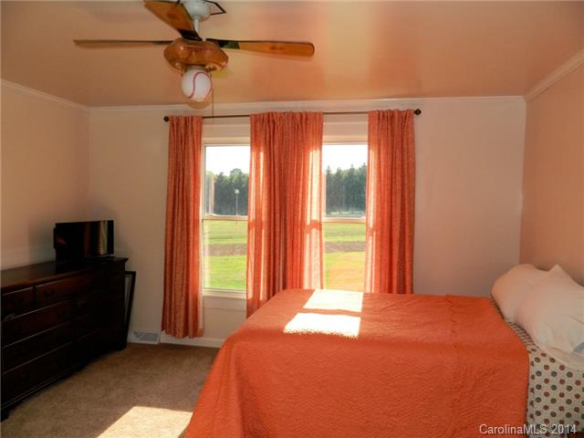 16706 Five Point Rd, Locust, NC 28097 photo 13