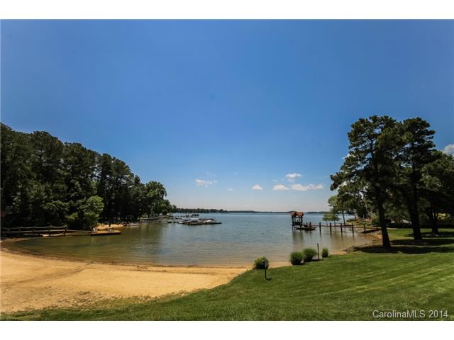 17811 Half Moon Ln #a, Cornelius, NC 28031 photo 2
