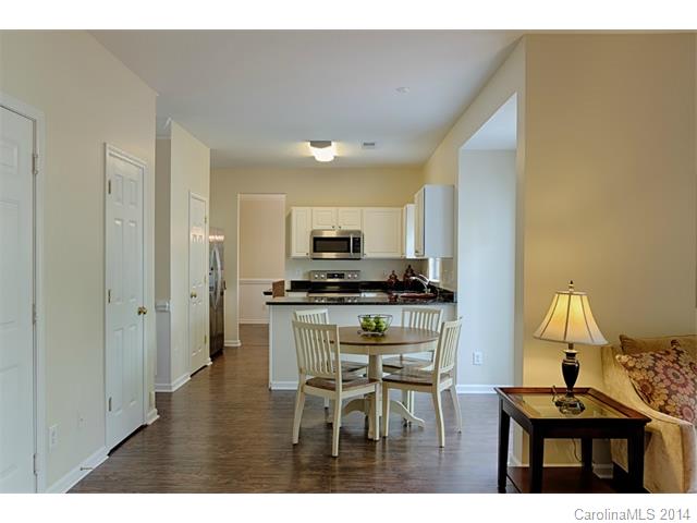 124 Shorecrest Dr, Davidson, NC 28036 photo 5
