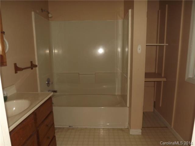 2545 Swanson Rd, Crouse, NC 28033 photo 9