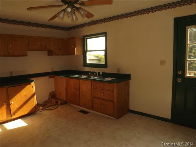 2545 Swanson Rd, Crouse, NC 28033 photo 7