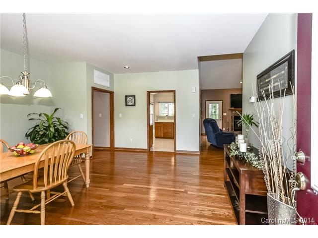10773 Kingsview Dr, Davidson, NC 28036 photo 5