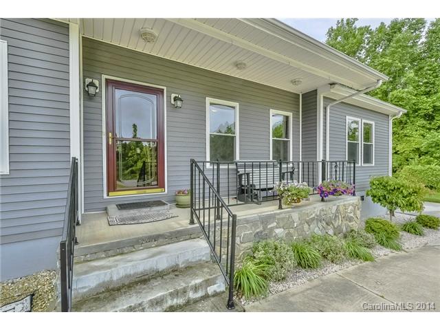 10773 Kingsview Dr, Davidson, NC 28036 photo 3