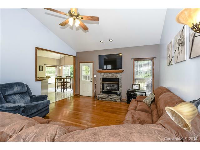 10773 Kingsview Dr, Davidson, NC 28036 photo 12