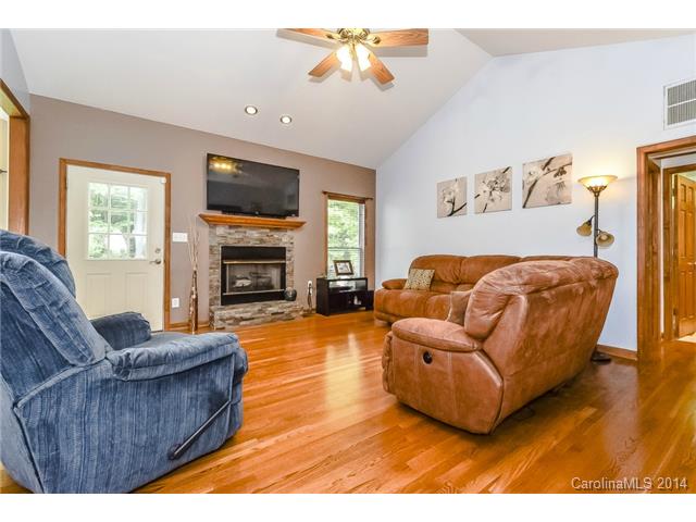 10773 Kingsview Dr, Davidson, NC 28036 photo 13