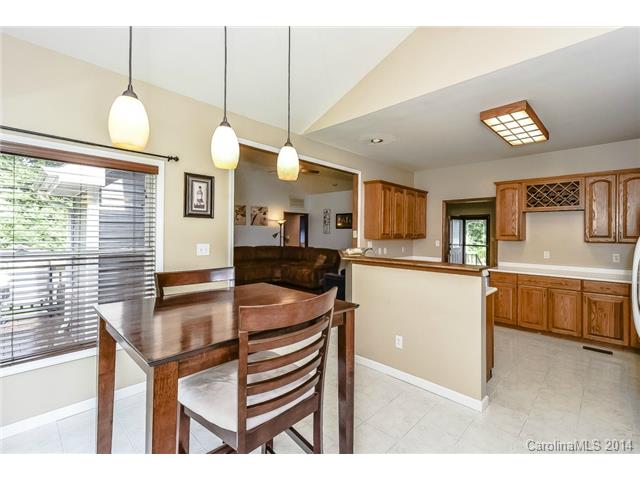 10773 Kingsview Dr, Davidson, NC 28036 photo 8