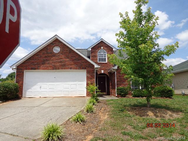 5910 Prestwick Ln, Monroe, NC 28110 photo 1