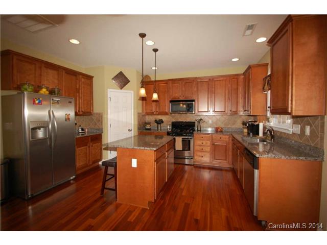 10804 Clark St, Davidson, NC 28036 photo 4