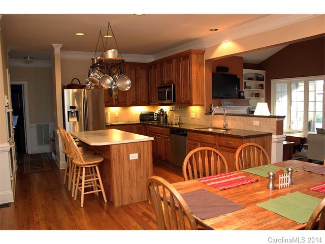 19611 Meta Rd, Cornelius, NC 28031 photo 5