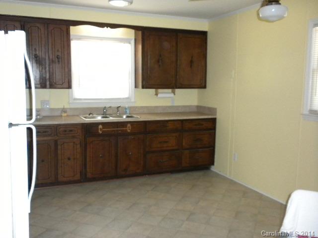 6918 Medlin Rd, Monroe, NC 28112 photo 4