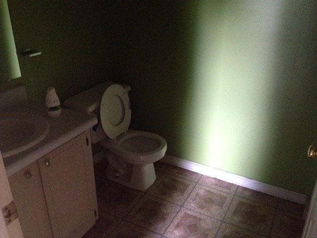 2003 Stratford Dr, Conover, NC 28613 photo 7