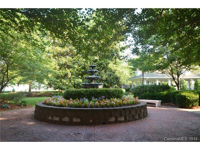 10530 Quarrier Dr, Cornelius, NC 28031 photo 19