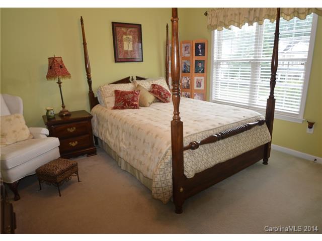 10530 Quarrier Dr, Cornelius, NC 28031 photo 14