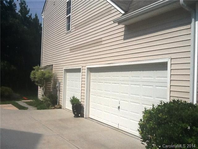 4949 Summerside Dr, Clover, SC 29710 photo 4