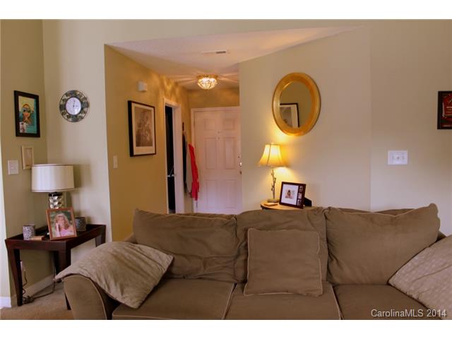 809 River Trail Rd, Lowell, NC 28098 photo 5