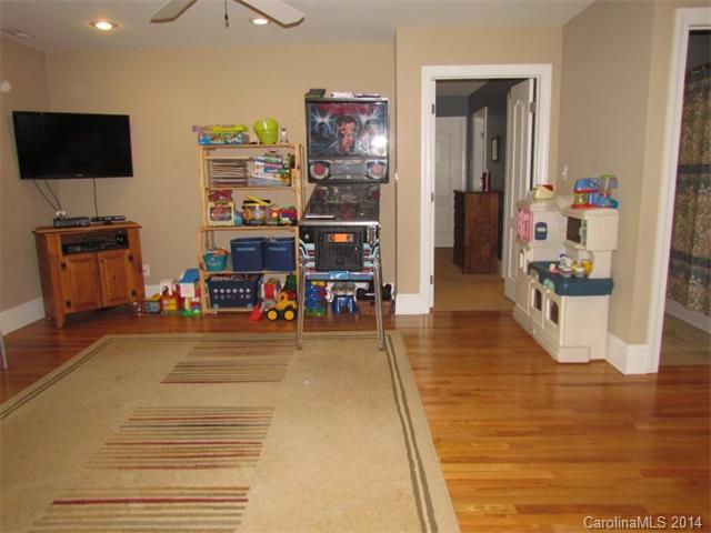 702 6th Ne Ave NE, Conover, NC 28613 photo 19