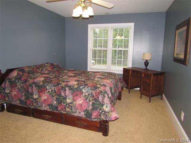 702 6th Ne Ave NE, Conover, NC 28613 photo 20