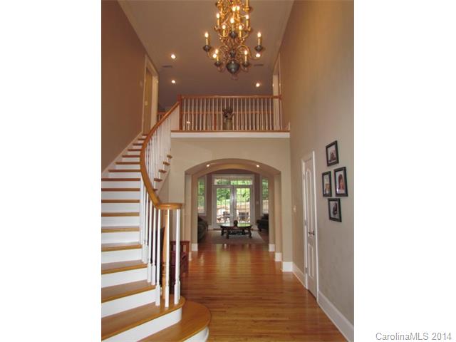 702 6th Ne Ave NE, Conover, NC 28613 photo 3