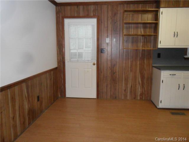 5591 Crouse Rd, Crouse, NC 28033 photo 6