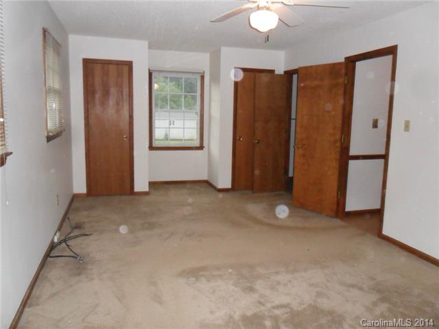 5591 Crouse Rd, Crouse, NC 28033 photo 9