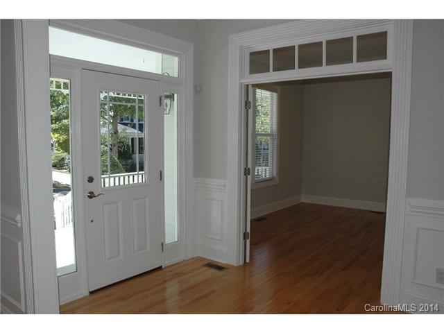 606 Wolfe St, Davidson, NC 28036 photo 4