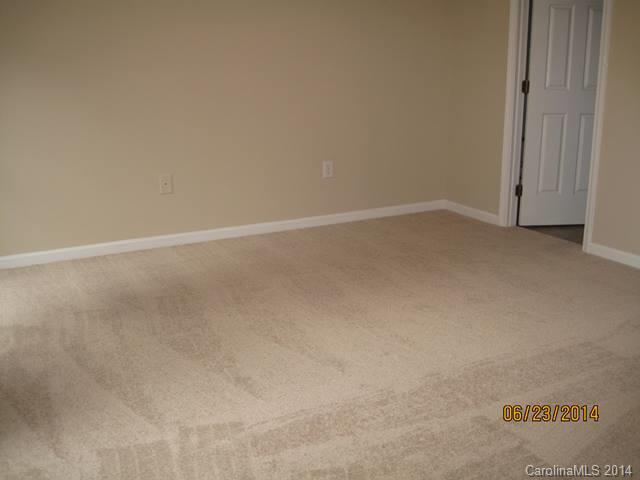 5405 Ashbury Ln, Davidson, NC 28036 photo 3