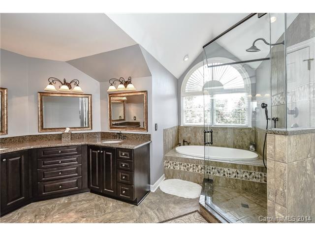 525 Cranborne Chase Rd, Fort Mill, SC 29708 photo 12
