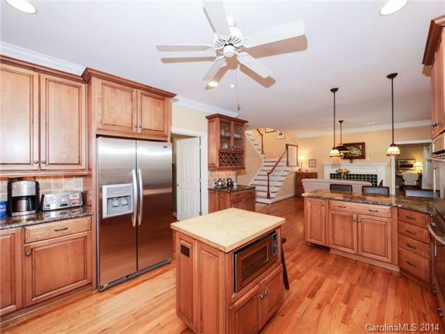203 Hobbs St, Davidson, NC 28036 photo 12