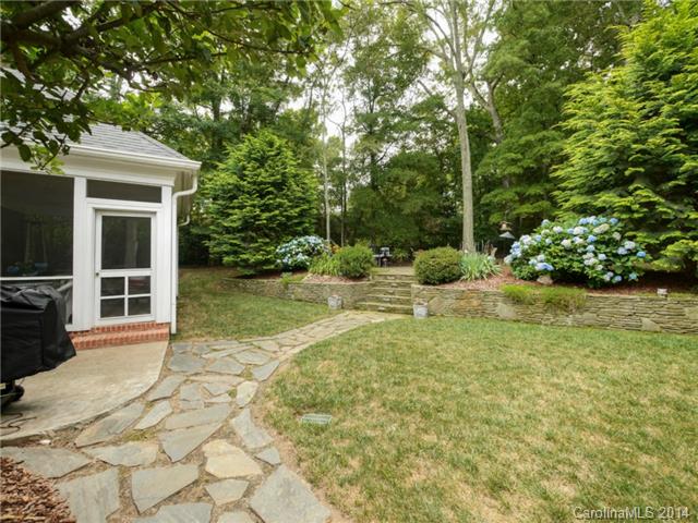 203 Hobbs St, Davidson, NC 28036 photo 2