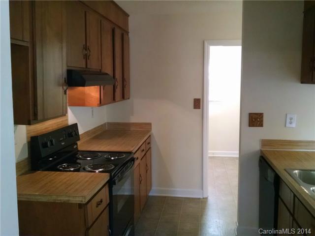 21141 Pine Ridge Dr, Cornelius, NC 28031 photo 3