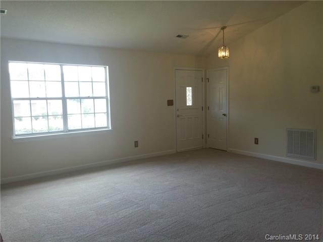 21141 Pine Ridge Dr, Cornelius, NC 28031 photo 4