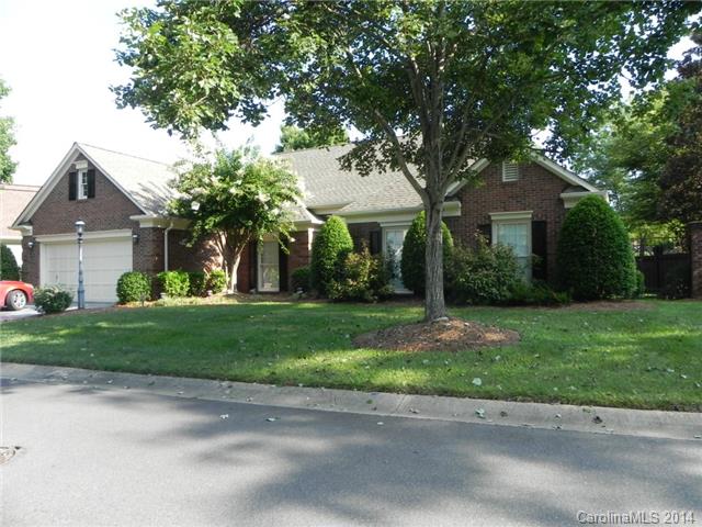 10520 Pullengreen Dr, Charlotte, NC 28277 photo 1
