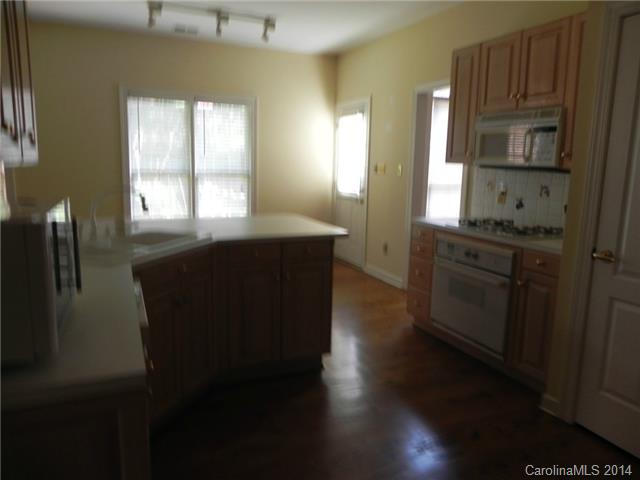 10520 Pullengreen Dr, Charlotte, NC 28277 photo 5