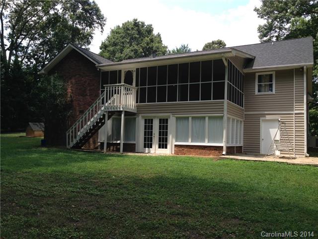 2032 Eaker Dr, Cherryville, NC 28021 photo 2