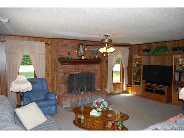 2289 Walker Rd, Mount Pleasant, NC 28124 photo 4