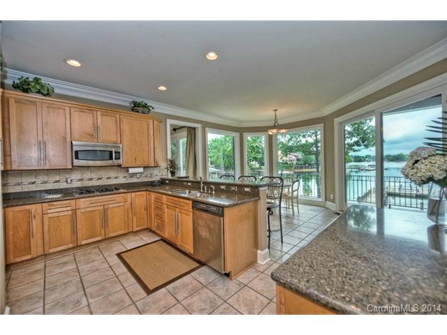 18915 Coveside Ln, Cornelius, NC 28031 photo 7