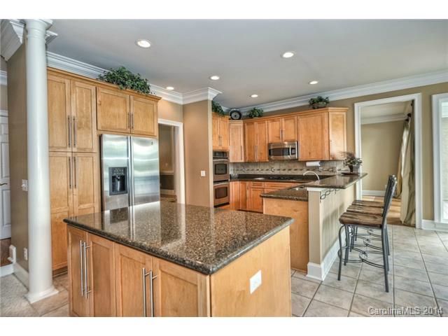 18915 Coveside Ln, Cornelius, NC 28031 photo 9