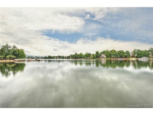 18915 Coveside Ln, Cornelius, NC 28031 photo 2