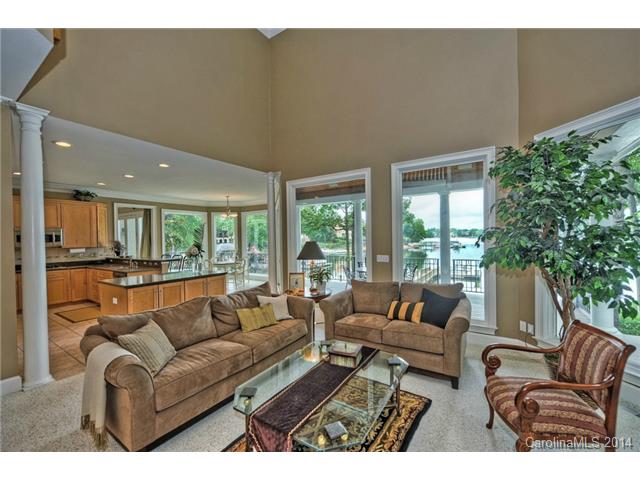 18915 Coveside Ln, Cornelius, NC 28031 photo 10
