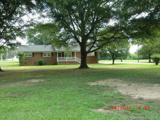2707 Cimmeron Rd, Lancaster, SC 29720 photo 1