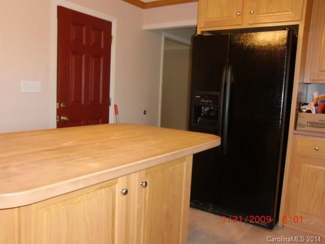 2707 Cimmeron Rd, Lancaster, SC 29720 photo 3