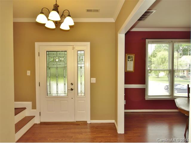 8901 Forest Shadow Cir, Cornelius, NC 28031 photo 6