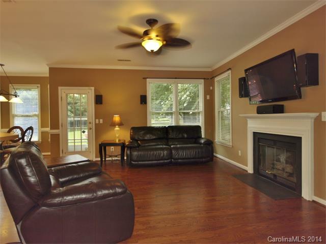 8901 Forest Shadow Cir, Cornelius, NC 28031 photo 9