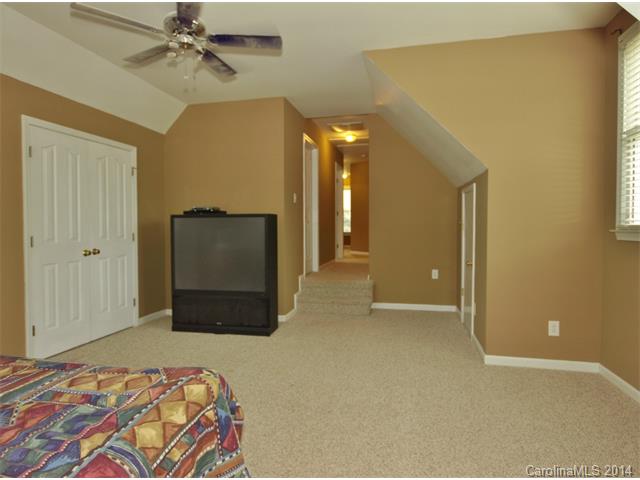 8901 Forest Shadow Cir, Cornelius, NC 28031 photo 18