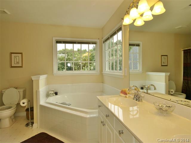 8901 Forest Shadow Cir, Cornelius, NC 28031 photo 15