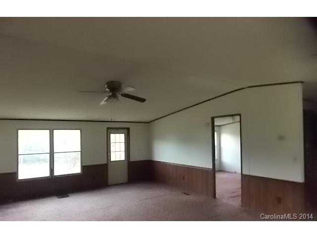 122 Flake Rd, Harmony, NC 28634 photo 9