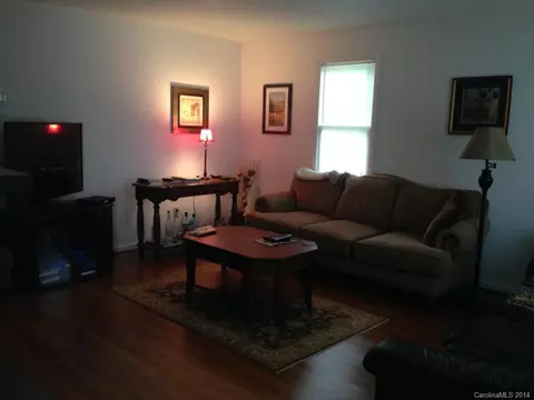 6 NW Th St, Hickory, NC 28601 photo 6