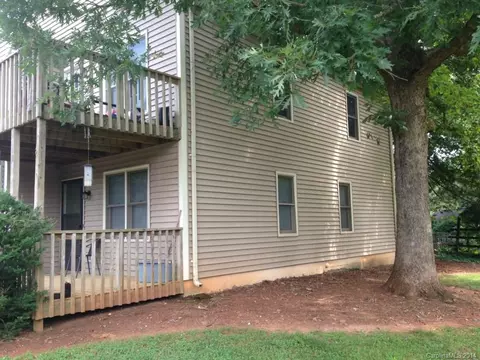 6 NW Th St, Hickory, NC 28601 photo 10