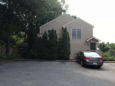 6 NW Th St, Hickory, NC 28601 photo 2
